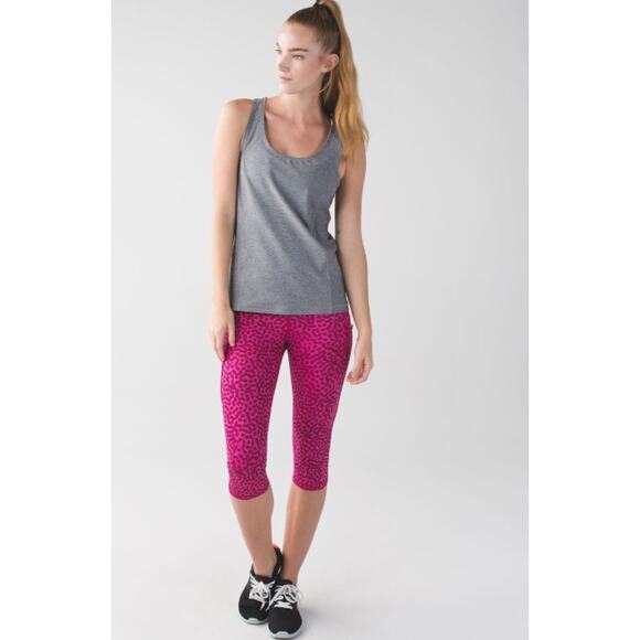 Lululemon Run: Top Speed Crop Size 8 Ace Spot Jewelled Magenta Purple Leggings - Picture 1 of 9